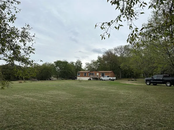 226 County Road 3701, Quinlan, TX 75474
