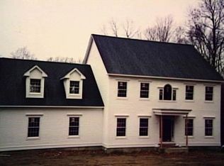 3 Whortleberry Hl, Redding, CT 06896