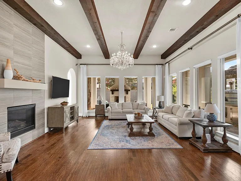 39 Quiet Vista Dr — Photo 10