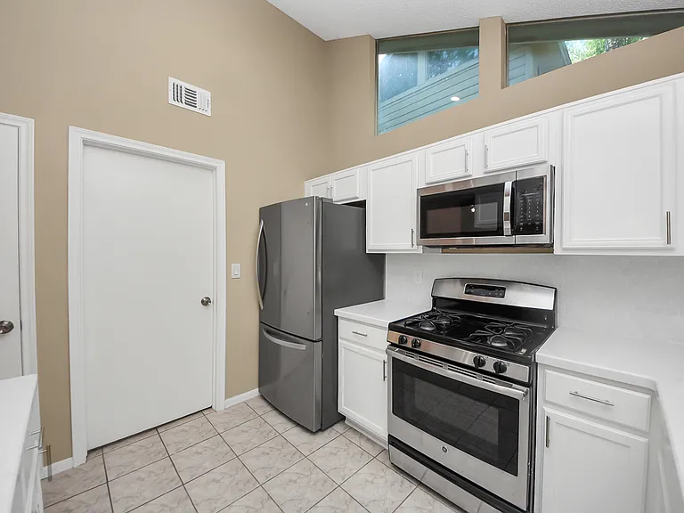 15 Brentwood Oaks Ct — Photo 14