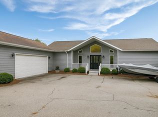 166 Stoneridge Dr, Chesnee, SC 29323