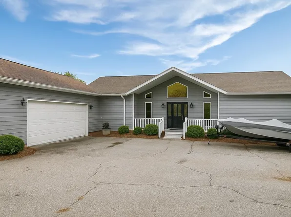 166 Stoneridge Dr, Chesnee, SC 29323