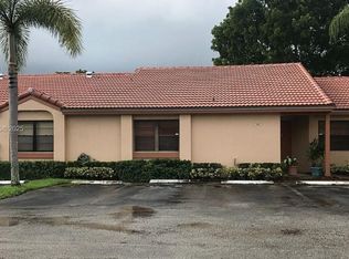 6257 NW 171st St, Hialeah, FL 33015