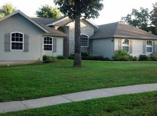 162 W Delaina Dr, Fair Grove, MO 65648