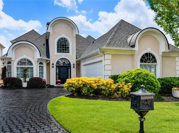 150 Brassy Ct, Alpharetta, GA 30022