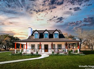 140 County Road 6871, Natalia, TX 78059