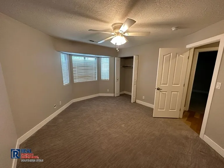 2354 S Hampton Rd — Photo 15