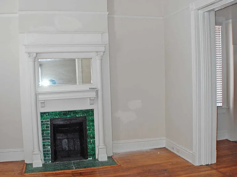 11-19 S Allen Ave #2018-2022-& — Photo 12