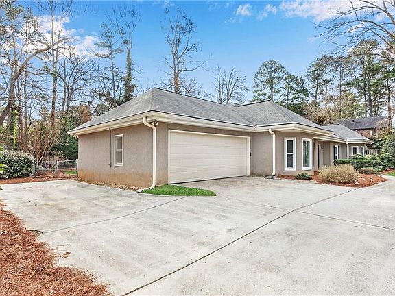 4th image of 2635 Arldowne Dr