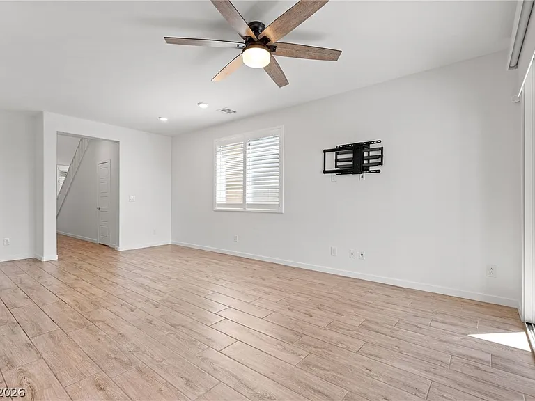 12349 Harbor Isle Ave — Photo 4