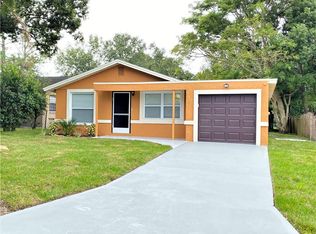 5833 10th St, Zephyrhills, FL 33542