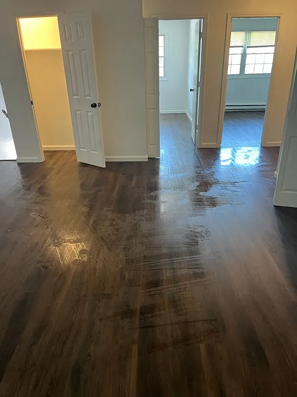 2 bed, 1.5 bath, $850 — Photo 2