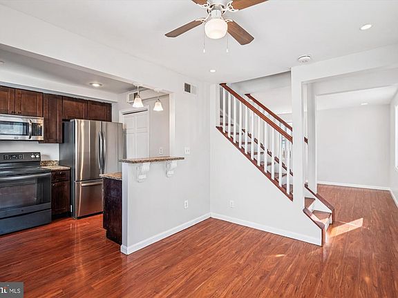 5th image of 6217 20th Ave