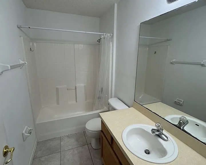 30 Rosecroft Ln #B — Photo 13