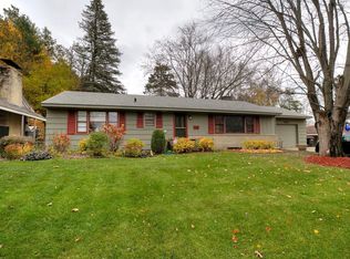 1801 Twin Bluff Rd, Red Wing, MN 55066