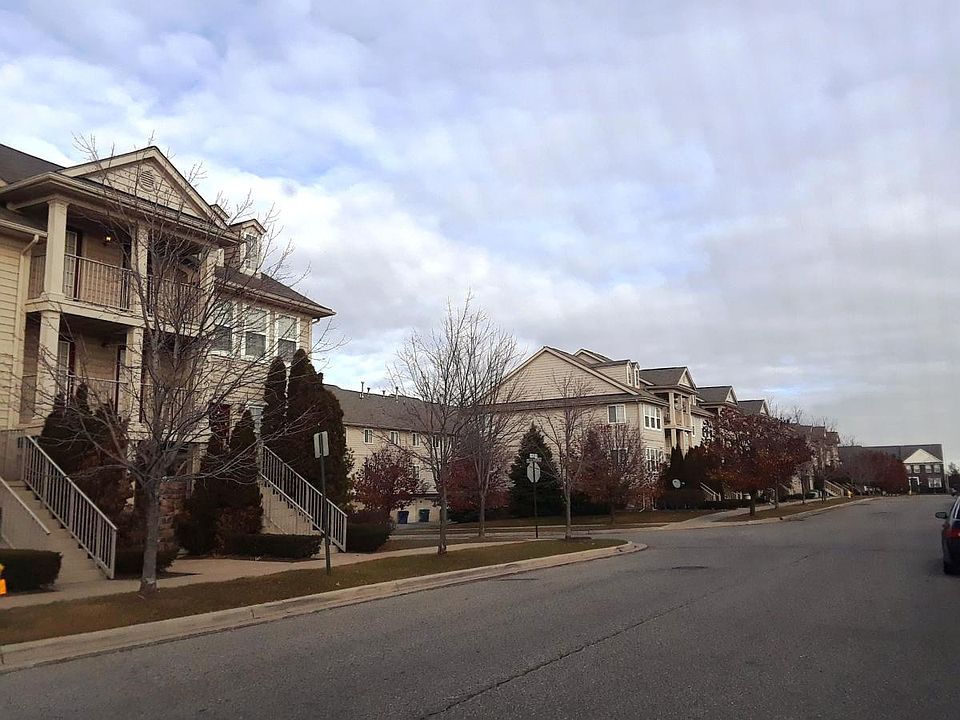 2nd image of 662 Lydia Ln #1