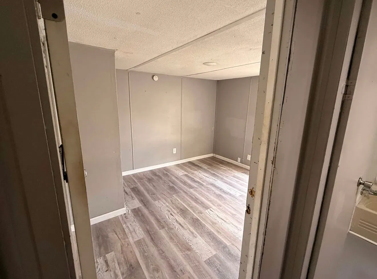 3 bed, 2.0 bath, $925 — Photo 4