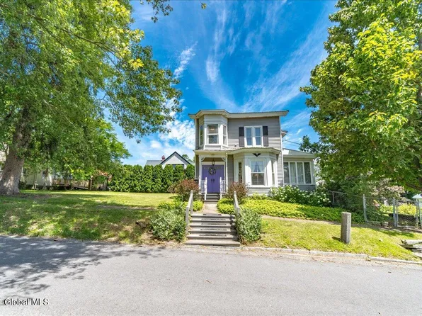 6 Grove Street, Schuylerville, NY 12871