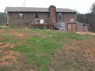 3381 Grassy Knob Ln, Lenoir, NC 28645
