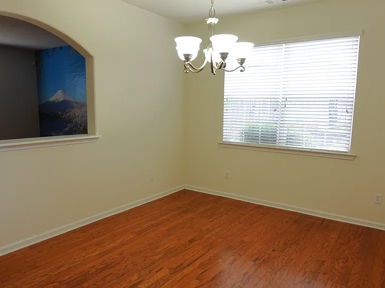 115 Roberts Hill Dr — Photo 5