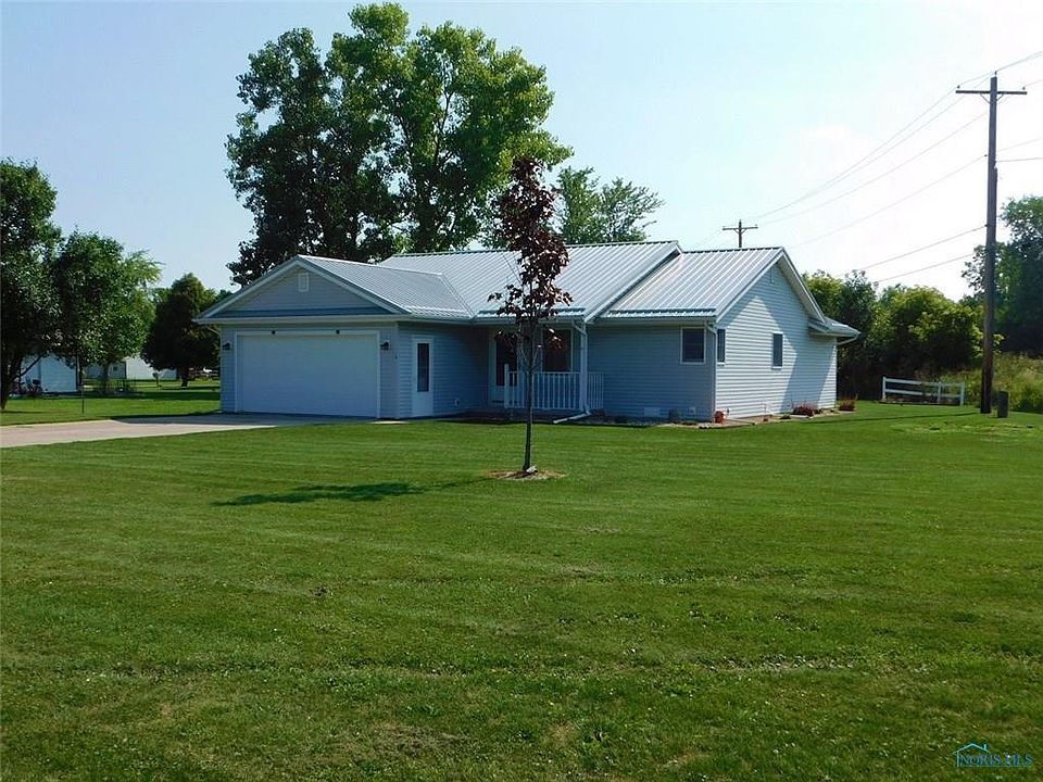 1st image of 8 Larkspur Pl