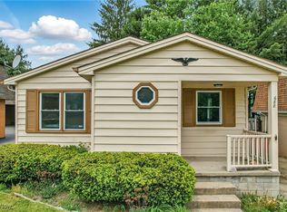 688 Cook Ave, Youngstown, OH 44512