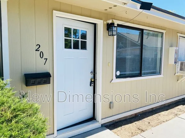 207 N Broadway St, Fallon, NV 89406