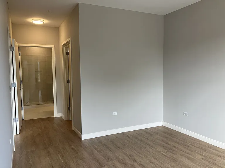 HIGHPOINT Clarendon Hills — Photo 59