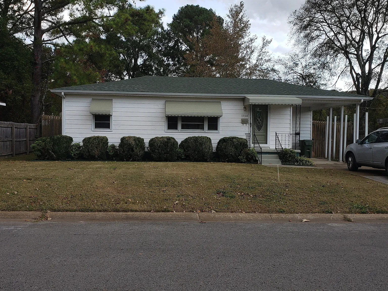 1720 Truman Dr NE — Photo 1