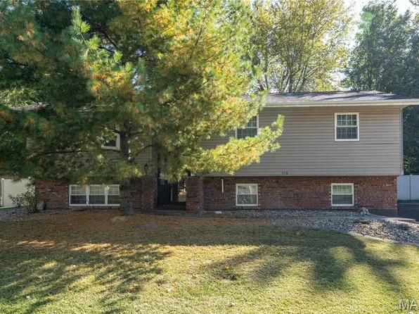 406 Cypress Creek Rd, Collinsville, IL 62234