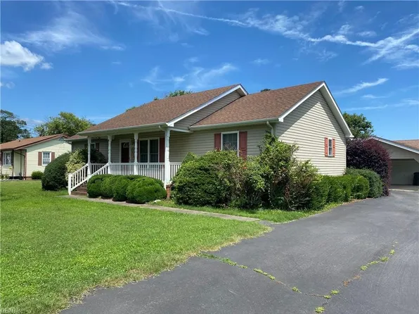 2016 Kilby Ln, Suffolk, VA 23434