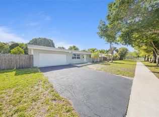 1320 NW 72nd Ave, Fort Lauderdale, FL 33313