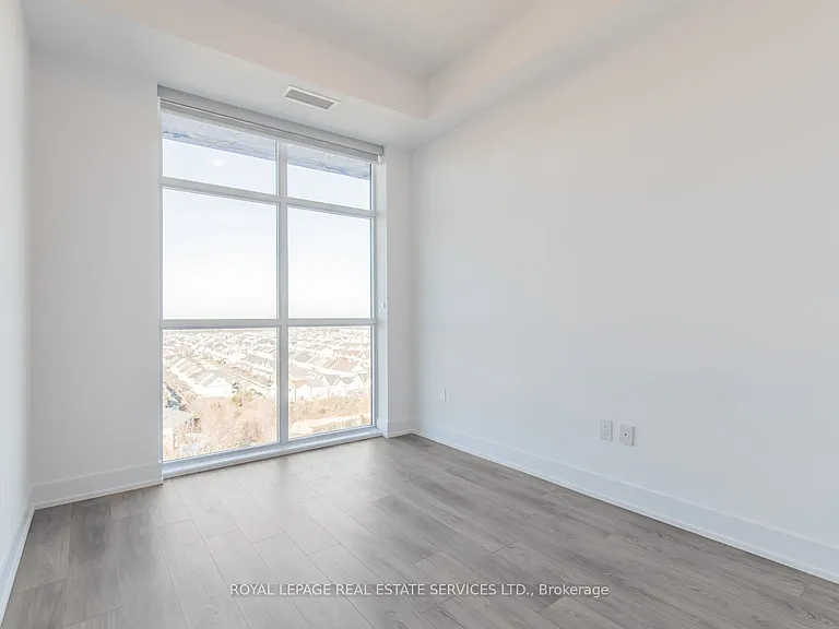 460 Dundas St E #1202 — Photo 25