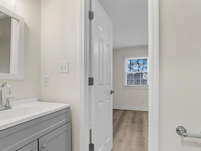 4918 Pompano Ct — Photo 18