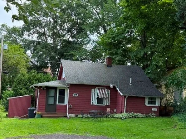414 Crossfield Rd, Rochester, NY 14609