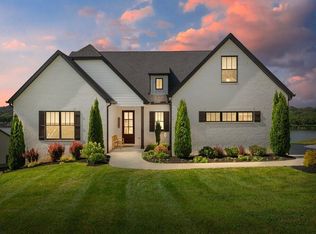 560 Silent River Ln, Loudon, TN 37774