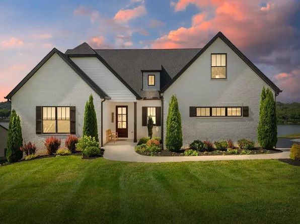 560 Silent River Ln, Loudon, TN 37774