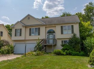 3015 Wild Cherry Rdg W, Mishawaka, IN 46544