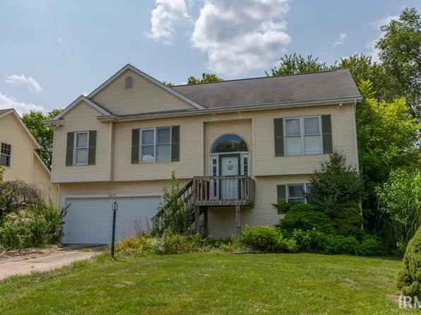 3015 Wild Cherry Rdg W, Mishawaka, IN 46544