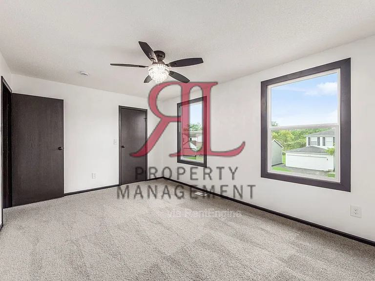 5932 Waterview Dr — Photo 30