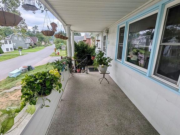4th image of 12115 Bowling St