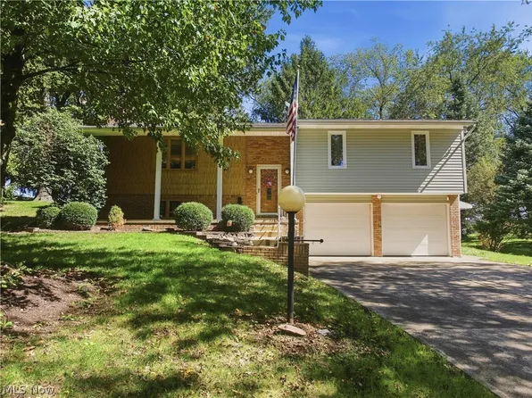 6180 Chesham Ave NE, Canton, OH 44721