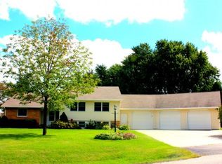 1920 N McCarthy Rd, Appleton, WI 54913