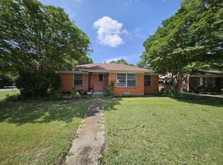 2646 Oates Dr, Dallas, TX 75228