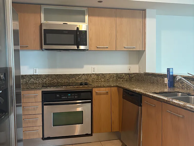 9066 SW 73rd Ct #1008 — Photo 5