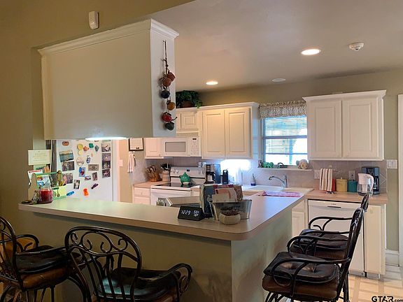 5th image of 21851 Brierwood Dr