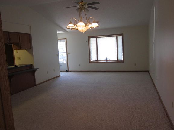 4th image of 2624 Mistwood Ct