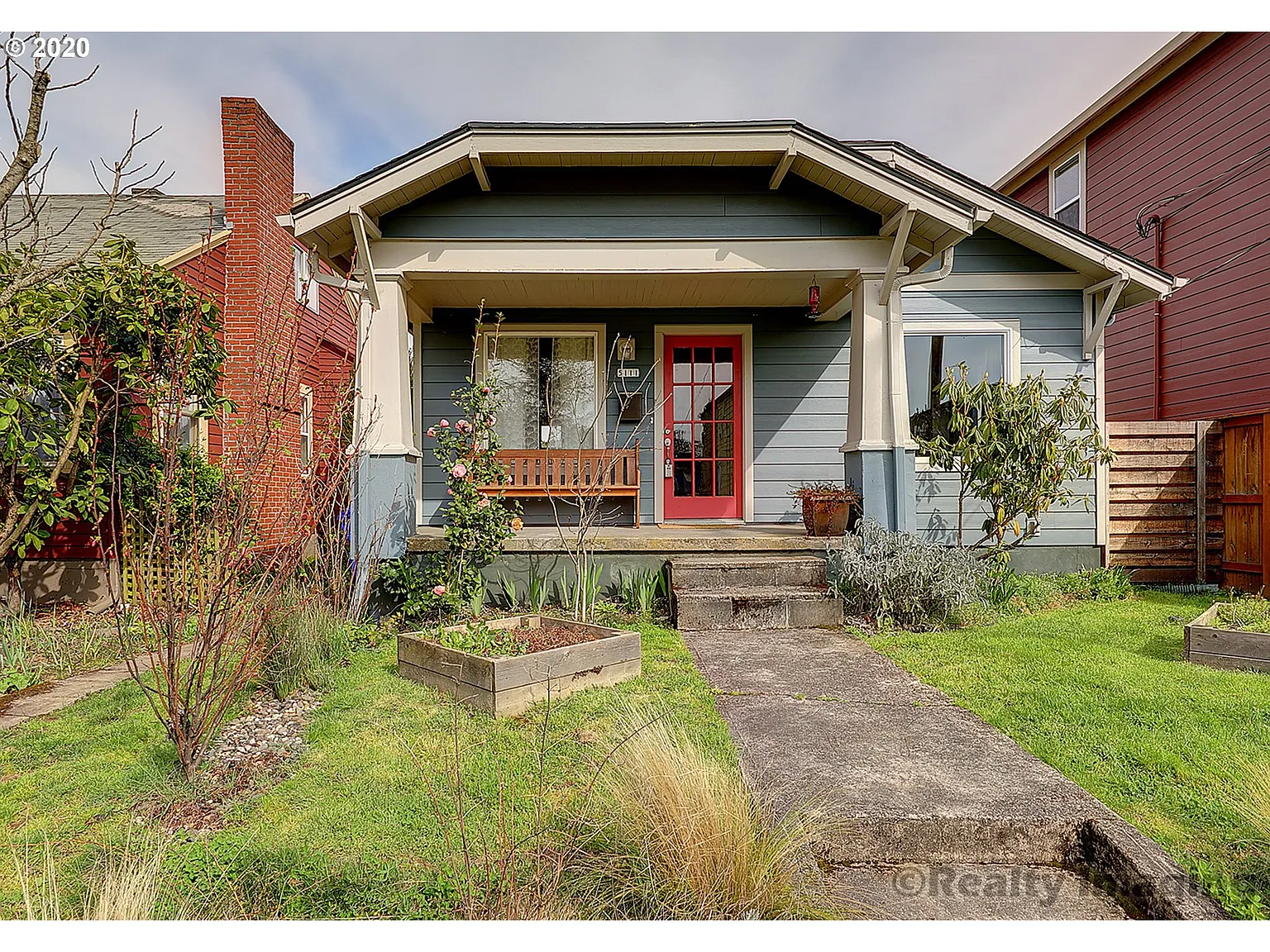 5111 N Bowdoin St photo 1