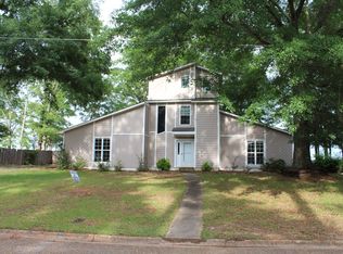 111 Pinecrest Loop, Enterprise, AL 36330