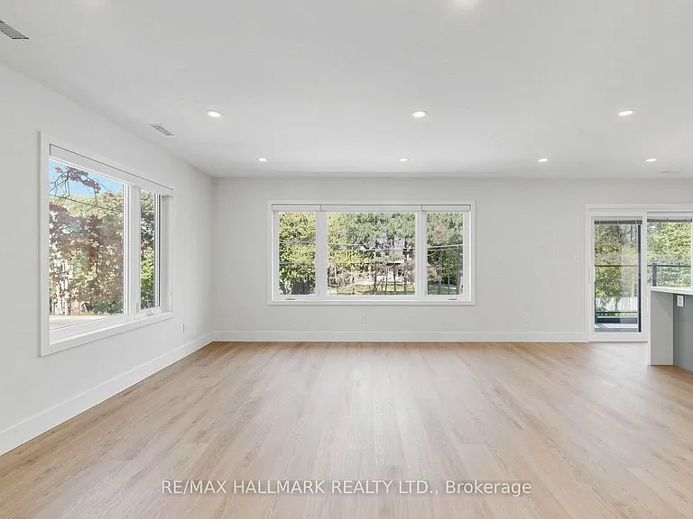 367 Woodmount Ave #2 — Photo 24
